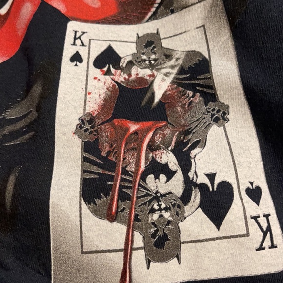 LICENSED DC COMICS HARLEY QUINN SMOKING GUN WILD CARD LARGE MEN’S T-SHIRT NWOT - Picture 5 of 7